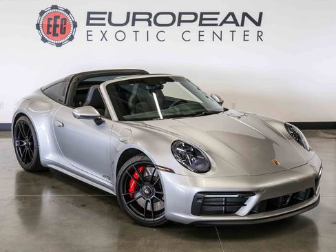Used 2022 Porsche 911 Targa 4 GTS AWD/4WD image 15