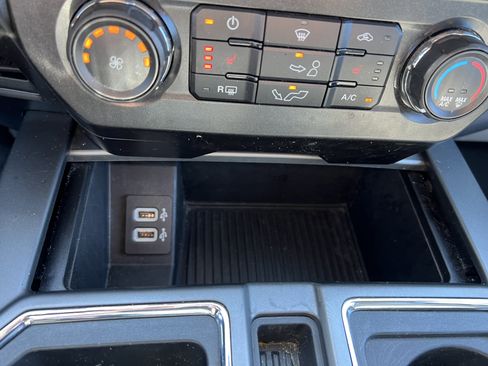 Used 2018 Ford F150 XLT w/ Equipment Group 302A Luxury image 23