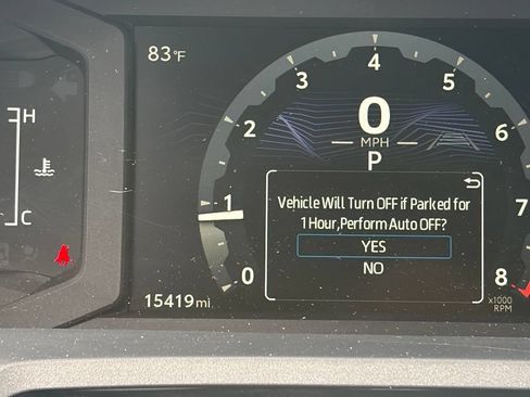 Used 2025 Toyota 4Runner SR5 AWD/4WD image 12