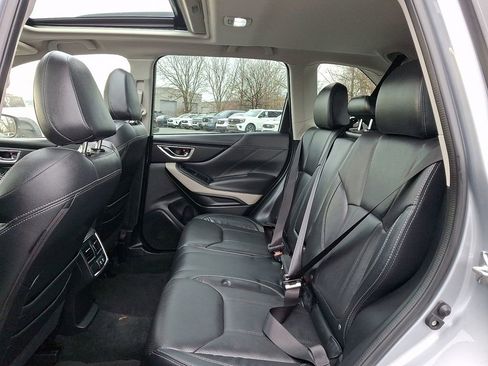 Used 2022 Subaru Forester Limited w/ Popular Package #2 image 10