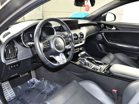 Used 2023 Kia Stinger GT-Line w/ Sun & Sound Package AWD/4WD image 2