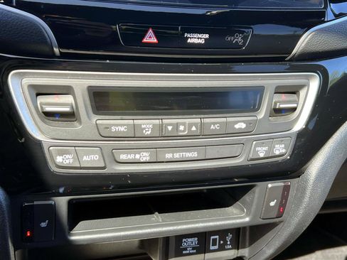 Certified 2023 Honda Ridgeline Black Edition image 31