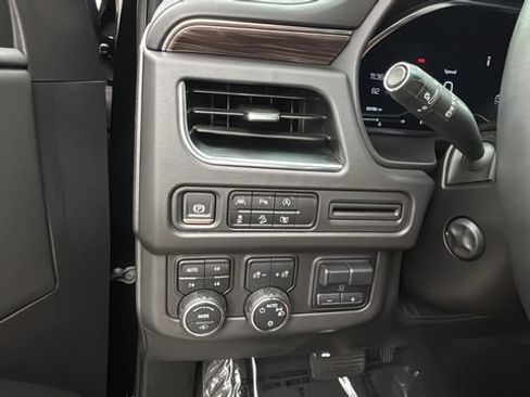 Used 2024 Chevrolet Tahoe Z71 w/ Off-Road Capability Package AWD/4WD image 22