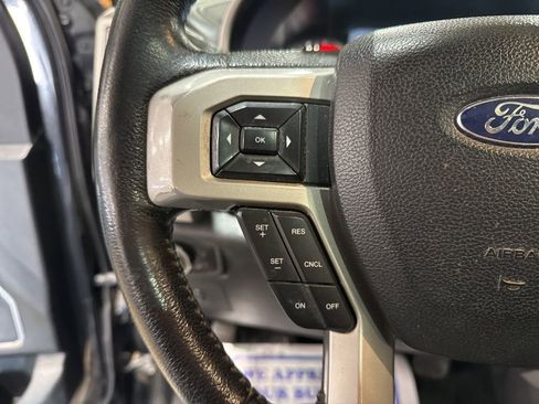 Used 2015 Ford F150 Lariat w/ Equipment Group 502A Luxury AWD/4WD image 26
