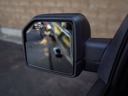 Used 2016 Ford F150 XLT w/ Equipment Group 302A Luxury image 33