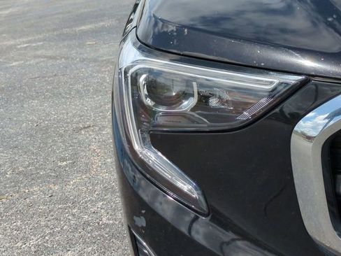 Used 2020 GMC Terrain SLE w/ Driver Convenience Package FWD image 9