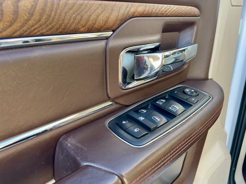 Used 2018 RAM 1500 Laramie Longhorn w/ Longhorn Southfork Package image 14