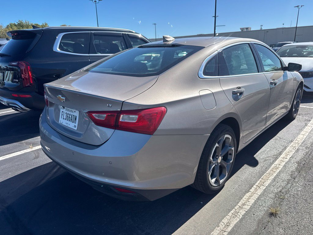 Used 2024 Chevrolet Malibu LT FWD image 3