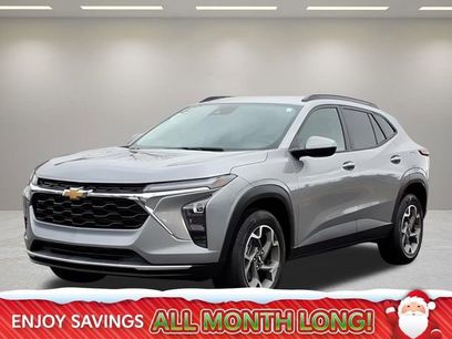 Used 2024 Chevrolet Trax LT w/ Driver Confidence Package