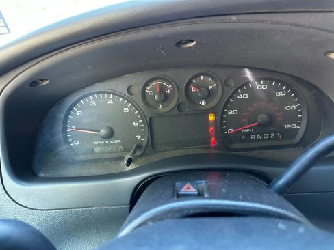 Used 2011 Ford Ranger XLT RWD image 25
