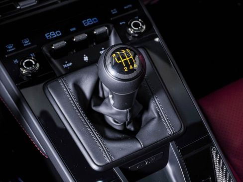 Certified 2024 Porsche 911 GT3 image 32