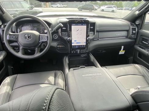 Used 2024 RAM 2500 Limited image 23