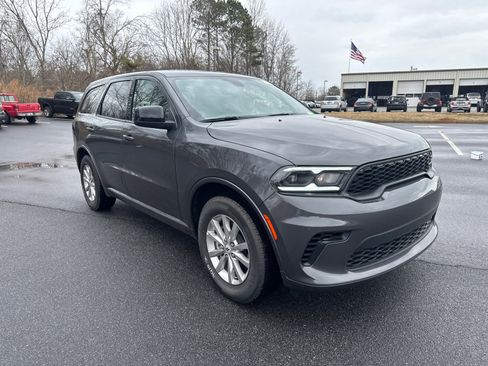 Used 2025 Dodge Durango GT image 3