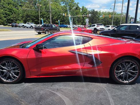 Used 2023 Chevrolet Corvette Stingray Coupe w/ Z51 Performance Package image 6