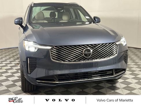 Used 2026 Volvo XC90 B6 Plus w/ Protection Package Premier image 3