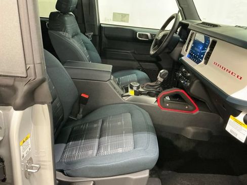 New 2026 Ford Bronco Heritage Edition AWD/4WD image 19