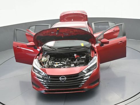 Used 2025 Nissan Versa SV image 66