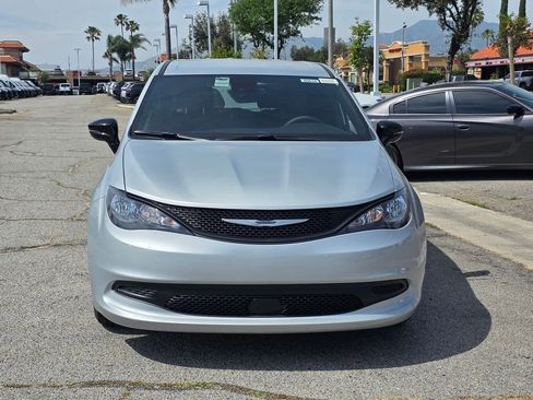 New 2026 Chrysler Voyager LX image 2