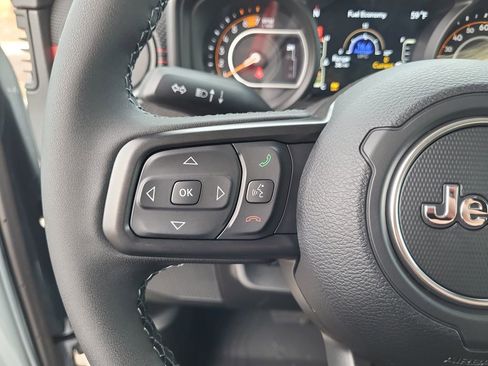 New 2026 Jeep Wrangler Unlimited Rubicon image 18