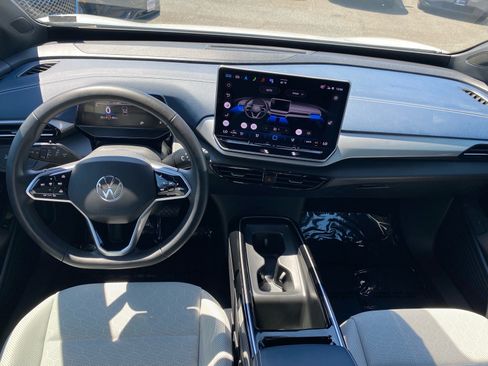 Certified 2025 Volkswagen ID.4 Pro S RWD image 10