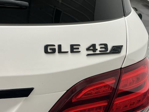 Used 2017 Mercedes-Benz GLE 43 AMG 4MATIC image 31
