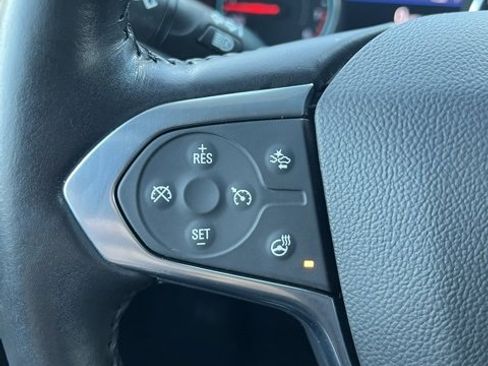 Used 2020 Chevrolet Traverse LT w/ Driver Confidence II Package image 44