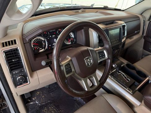 Used 2013 RAM 1500 Laramie w/ Convenience Group RWD image 18