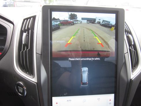 Used 2024 Ford Edge SEL w/ Convenience Package AWD/4WD image 17