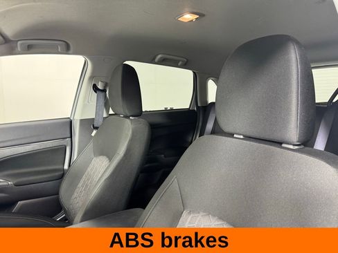 Used 2023 Mitsubishi Outlander Sport ES AWD/4WD image 11