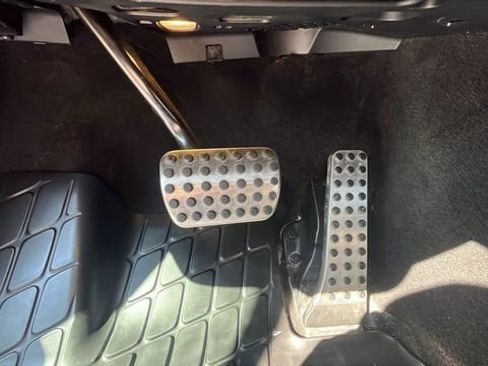 Used 2022 Mercedes-Benz GLS 450 4MATIC image 35