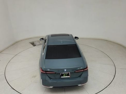 Used 2026 BMW i5 eDrive40 AWD/4WD image 26