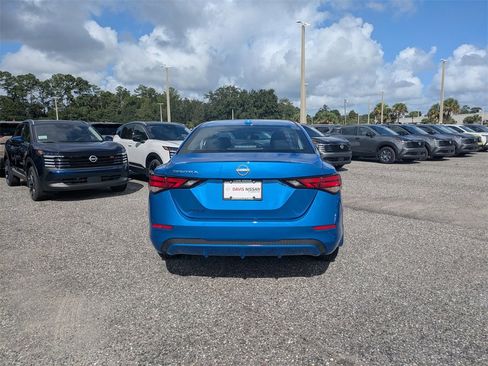 New 2025 Nissan Sentra SV image 4