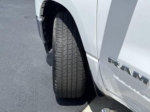 Used 2024 RAM 1500 Laramie AWD/4WD image 42