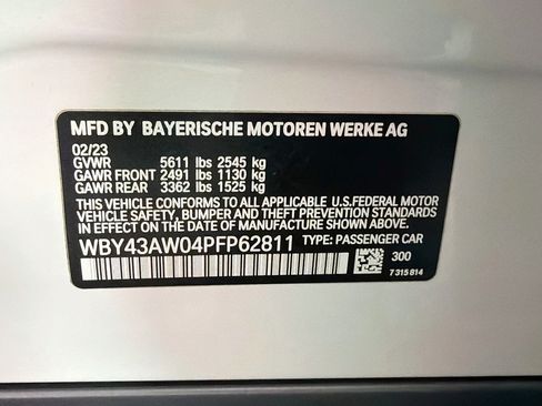 Used 2023 BMW i4 eDrive35 w/ Premium Package RWD image 25