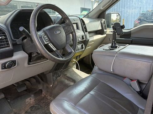 Used 2017 Ford F150 XL w/ Equipment Group 101A Mid image 3