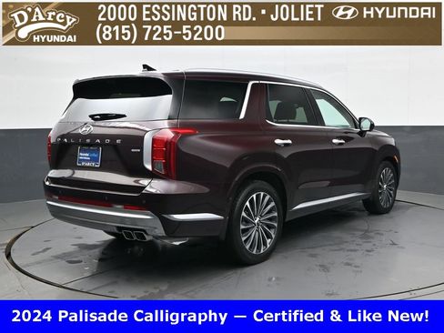 Used 2024 Hyundai Palisade Calligraphy image 5