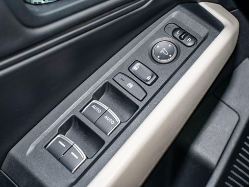 Used 2023 Honda Accord EX image 28