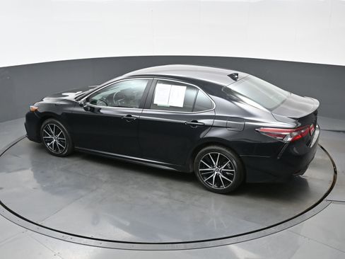 Used 2024 Toyota Camry SE FWD image 36