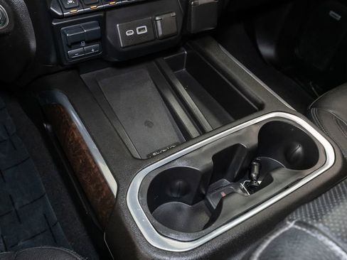 Used 2021 GMC Sierra 1500 Denali w/ Denali Ultimate Package image 30