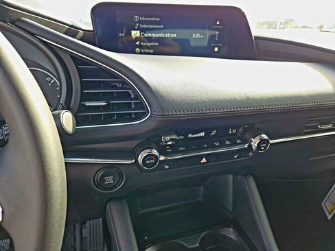 New 2026 MAZDA MAZDA3 2.5 S Hatchback w/ Premium Pkg FWD image 12