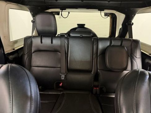 Used 2022 Jeep Wrangler Unlimited Rubicon 4xe w/ Cold Weather Group AWD/4WD image 20