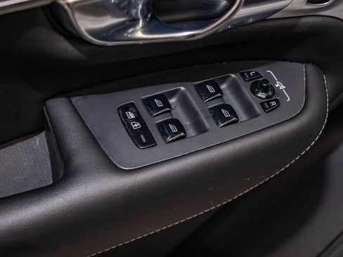 Used 2022 Volvo XC90 T6 Inscription w/ Advanced Package image 14