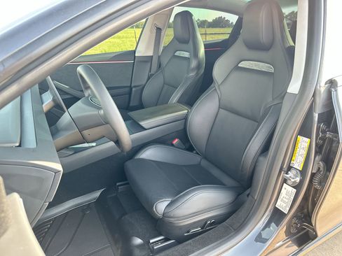 Used 2024 Tesla Model 3 Performance image 11