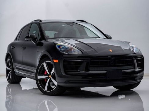 Certified 2024 Porsche Macan S AWD/4WD image 8