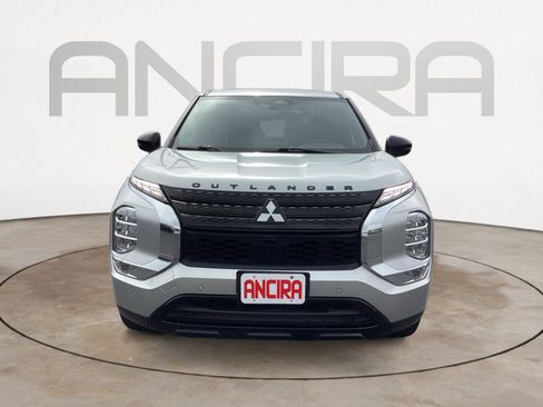Used 2022 Mitsubishi Outlander SEL Black Edition image 8
