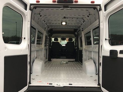 New 2024 RAM ProMaster 3500 w/ Leather Interior Group image 5
