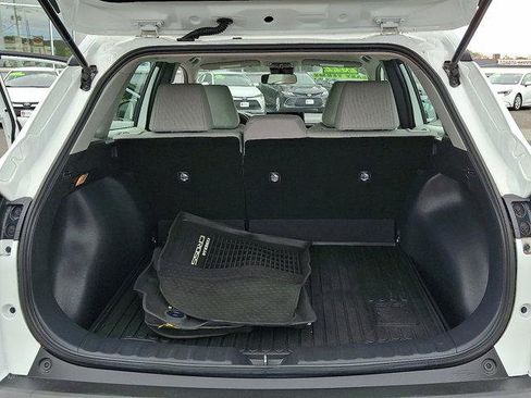 Certified 2022 Toyota Corolla Cross L image 29