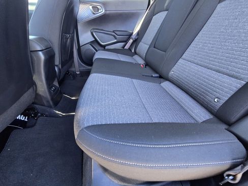 Certified 2025 Kia Soul EX image 12