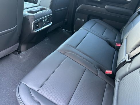 New 2026 GMC Sierra 2500 Denali w/ Denali Reserve Package AWD/4WD image 12