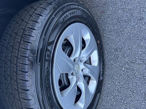 Certified 2022 Toyota RAV4 LE image 19